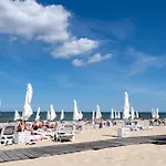 Flaming Nocleg ze śniadaniem