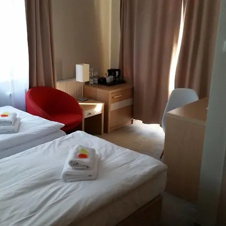 ベッド・アンド・ブレックファスト Flaming