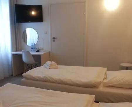 Bed & Breakfast Flaming