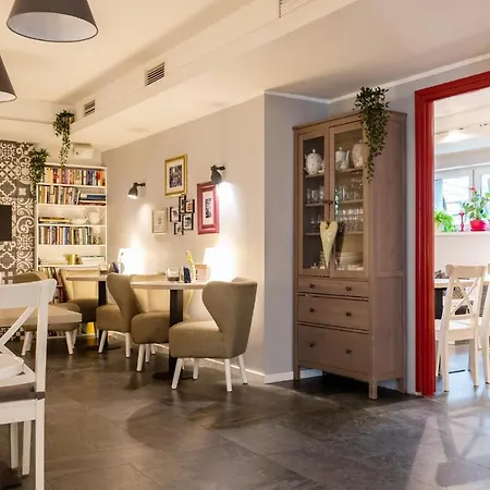 Flaming Bed & Breakfast