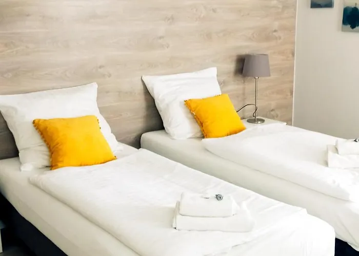 Flaming Bed and breakfast