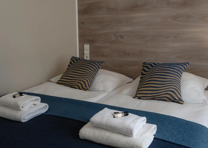 Flaming Bed & Breakfast 3*